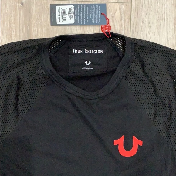 Men’s True Religion Black Mesh Detail Tee - Picture 2 of 5